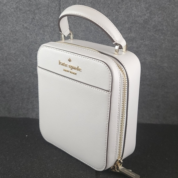 kate spade Handbags - Kate spade- Daisy Vanity Crossbody